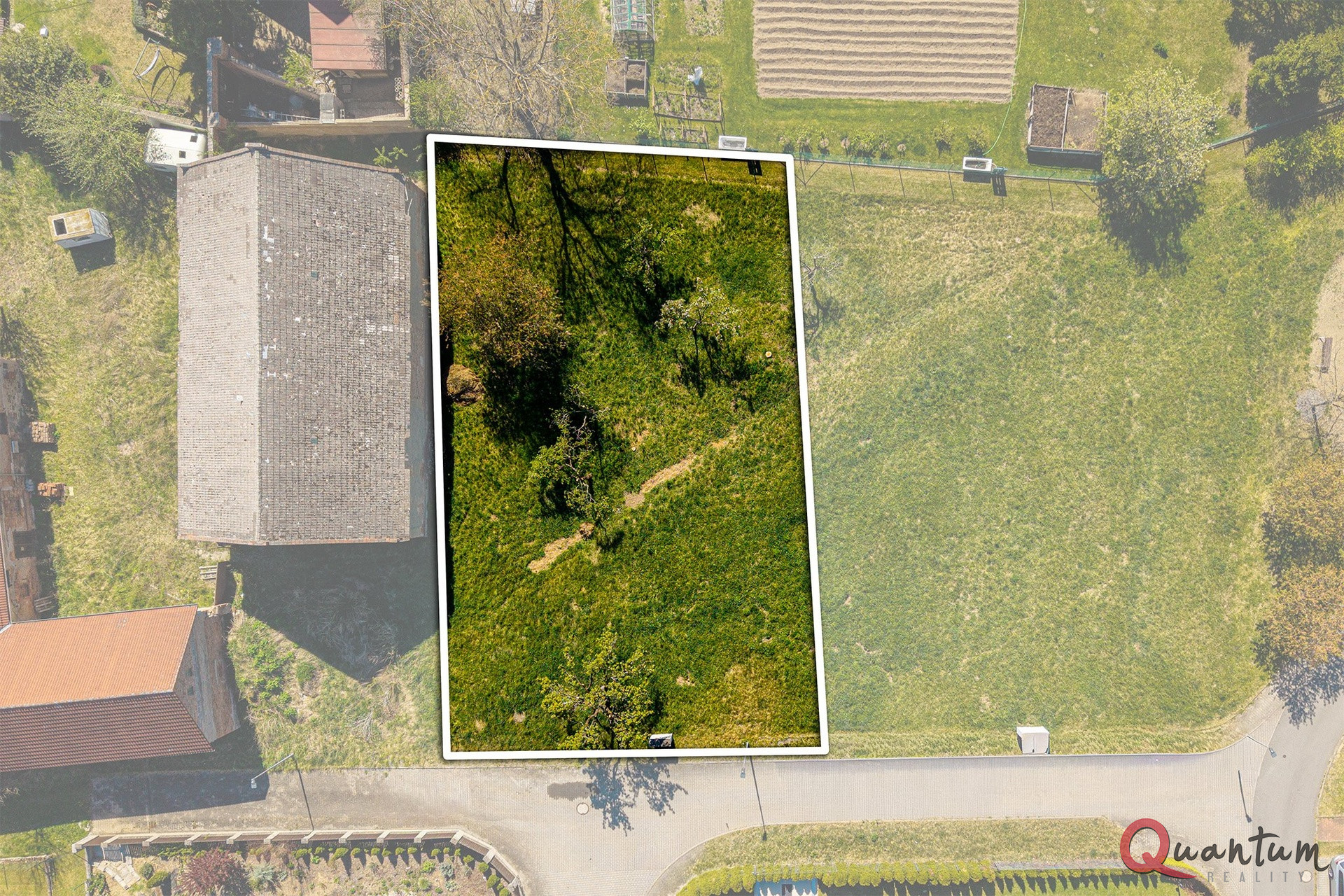 Prodej stavebního pozemku 908 m², Praha-Křeslice