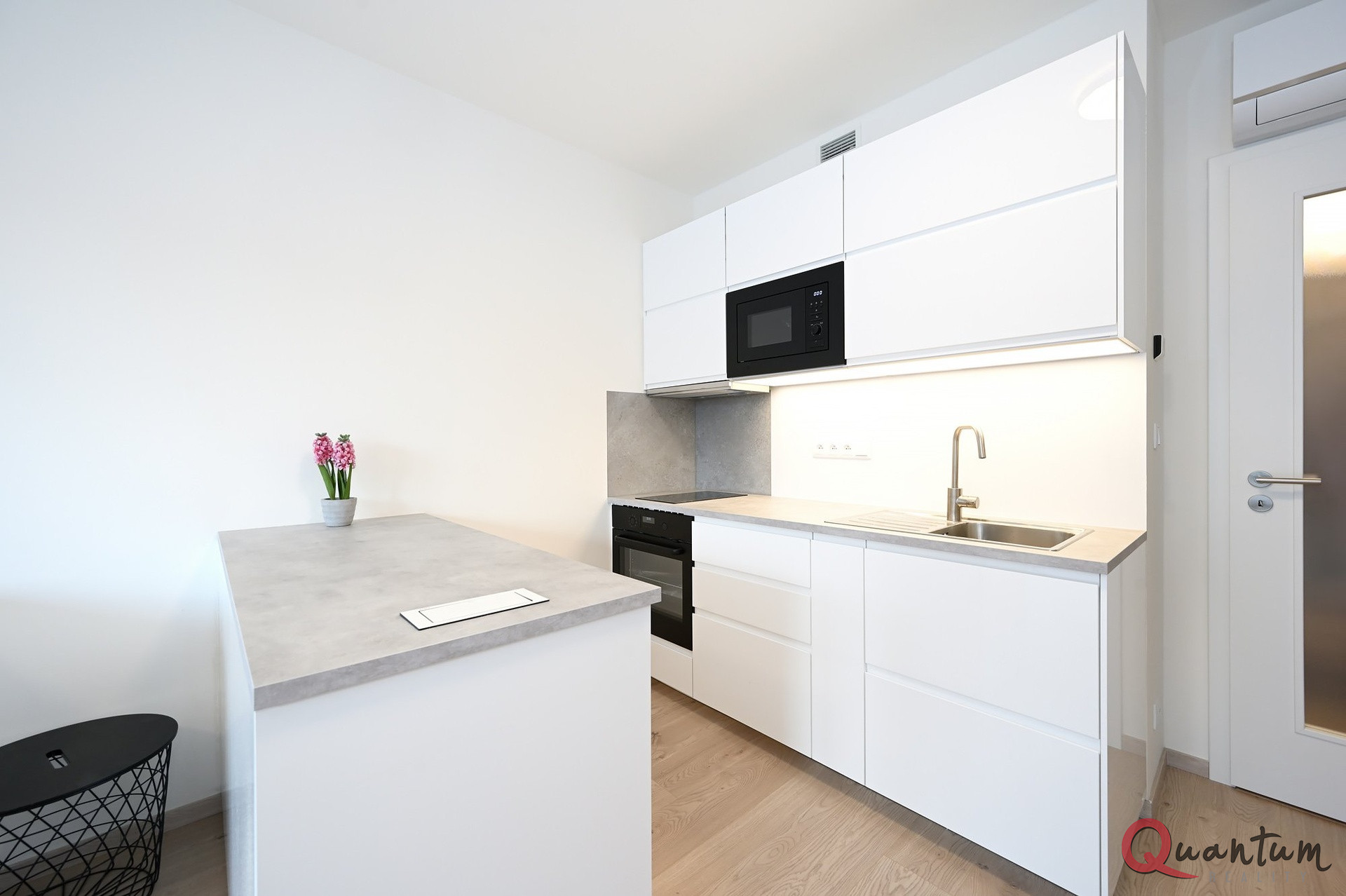 Pronájem nového bytu 1+kk, 33m2/B, Poděbradská, Praha 9 – Hloubětín