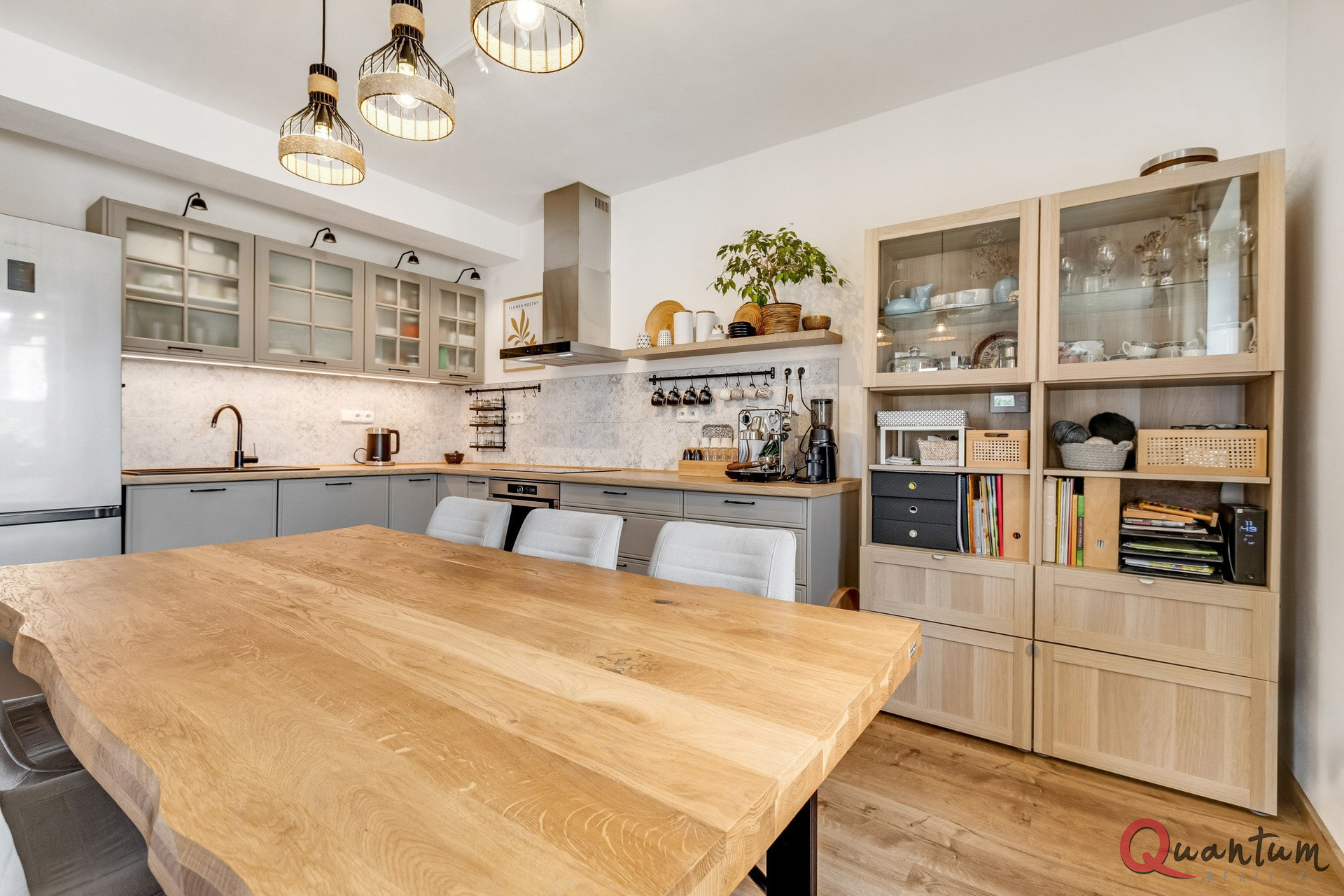 prodej RD 3+kk, 120m2, garáž, pozemek 330 m2, Radovesice