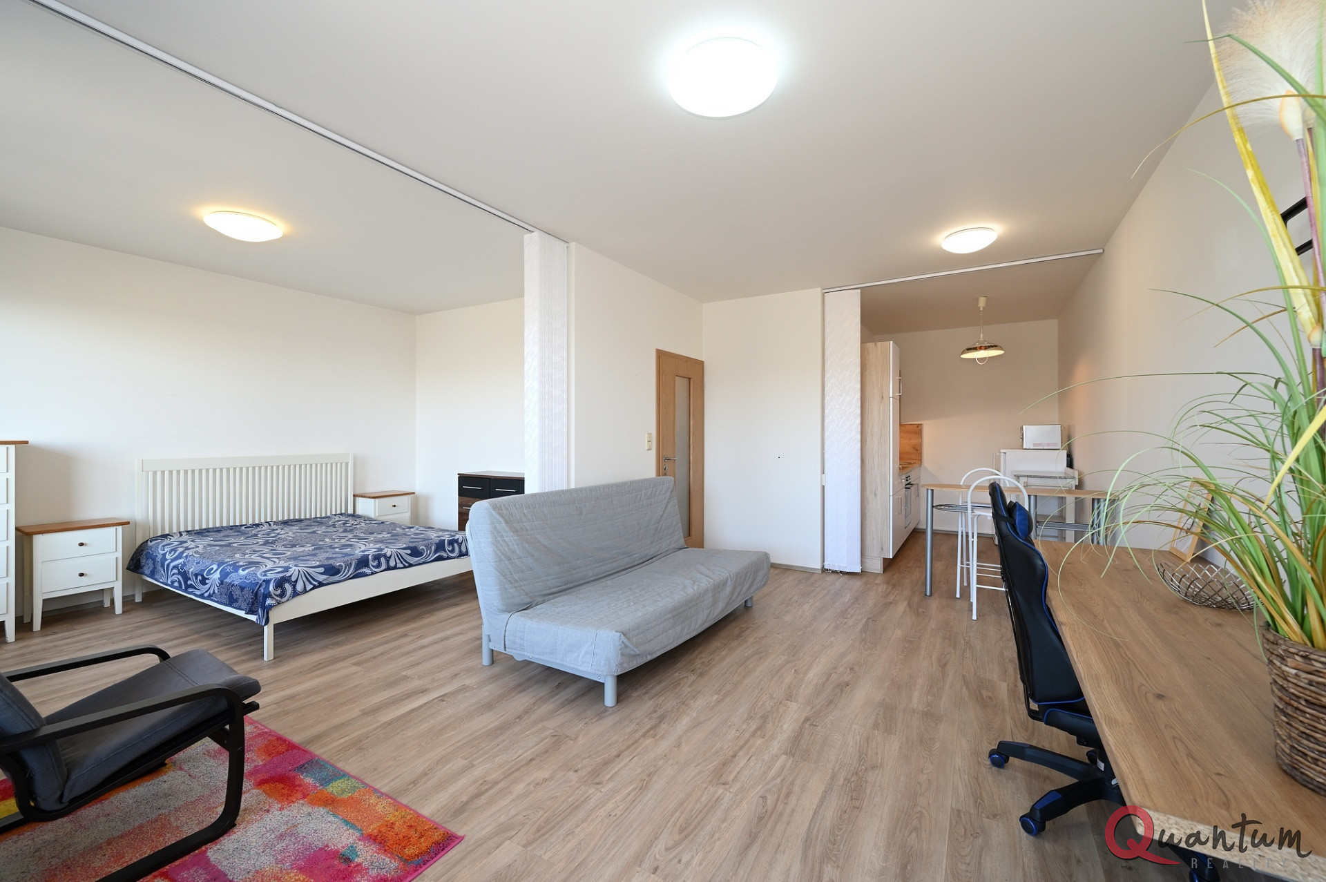 Exkluzivně: Pronájem zařízeného bytu 1+kk/B, celkem 60 m², parkování, Praha 5 – S&hellip;