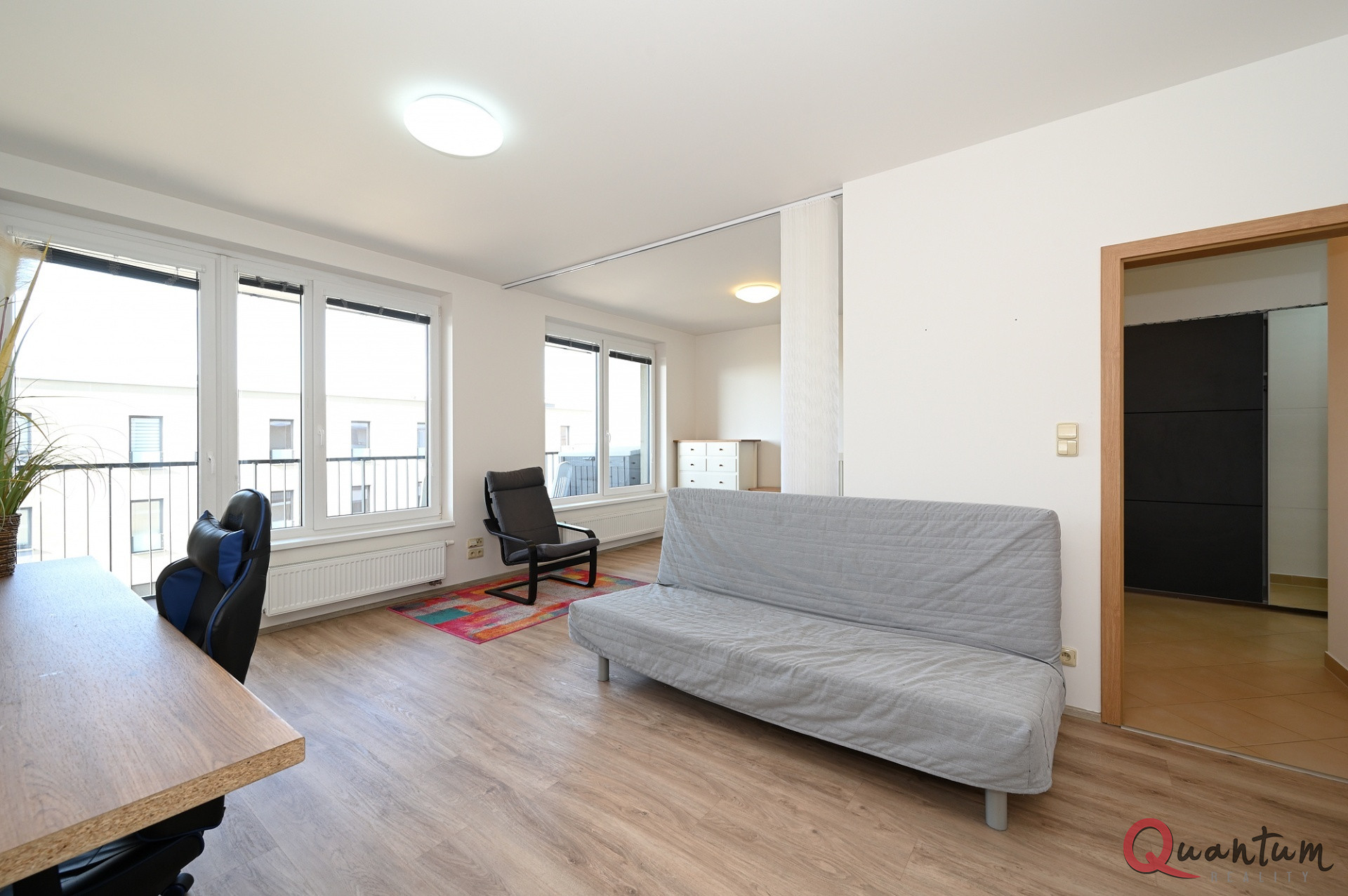 Exkluzivně: Pronájem zařízeného bytu 1+kk/B, celkem 60 m², parkování, Praha 5 – S&hellip;