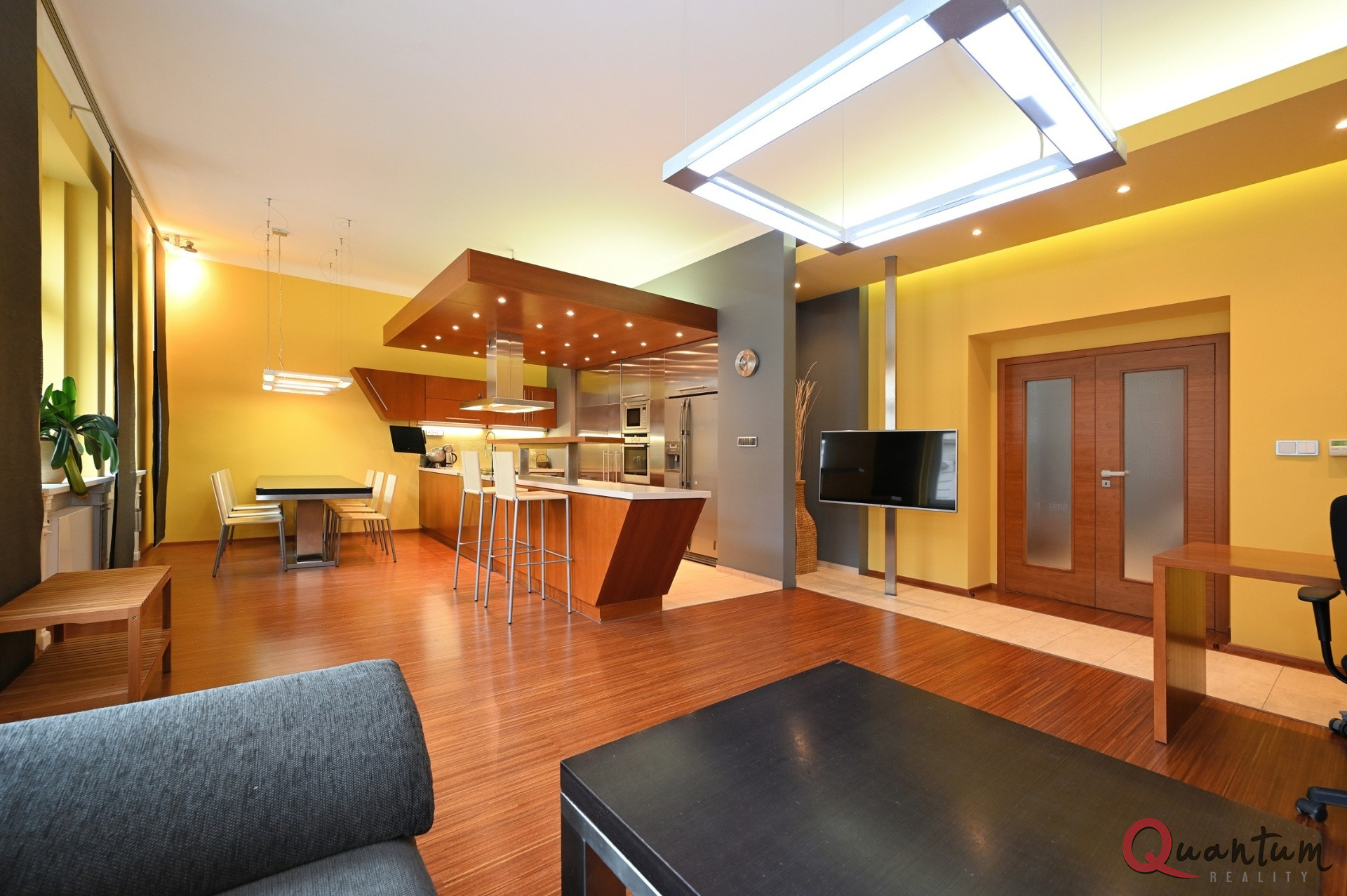 Pronájem prostorného bytu 3+kk, 100 m² – Praha 2 – Vinohrady