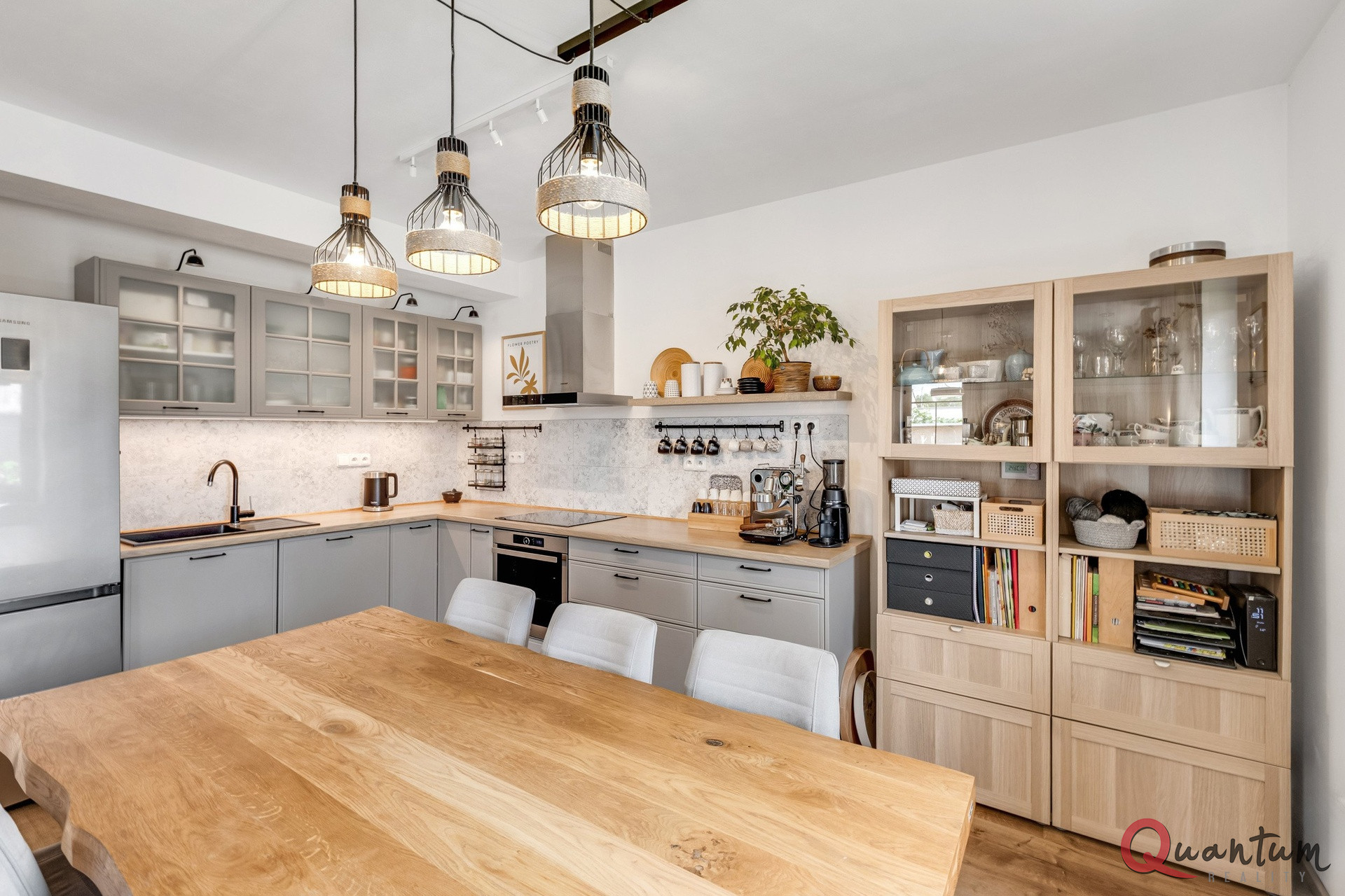 prodej RD 3+kk, 120m2, garáž, pozemek 330 m2, Radovesice