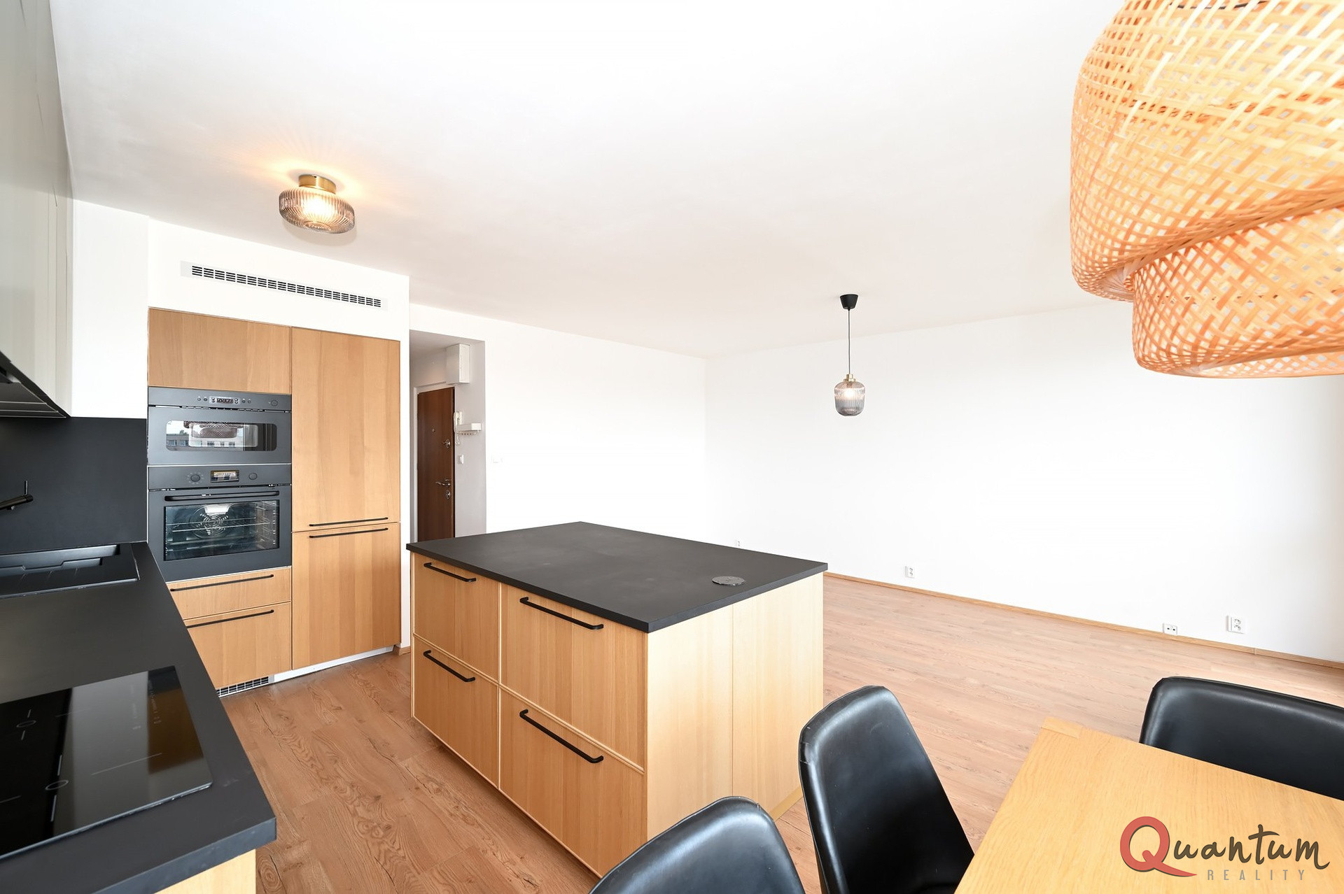 Exkluzivně: Pronájem bytu 3+kk, Květinková, Praha 3 – Žižkov