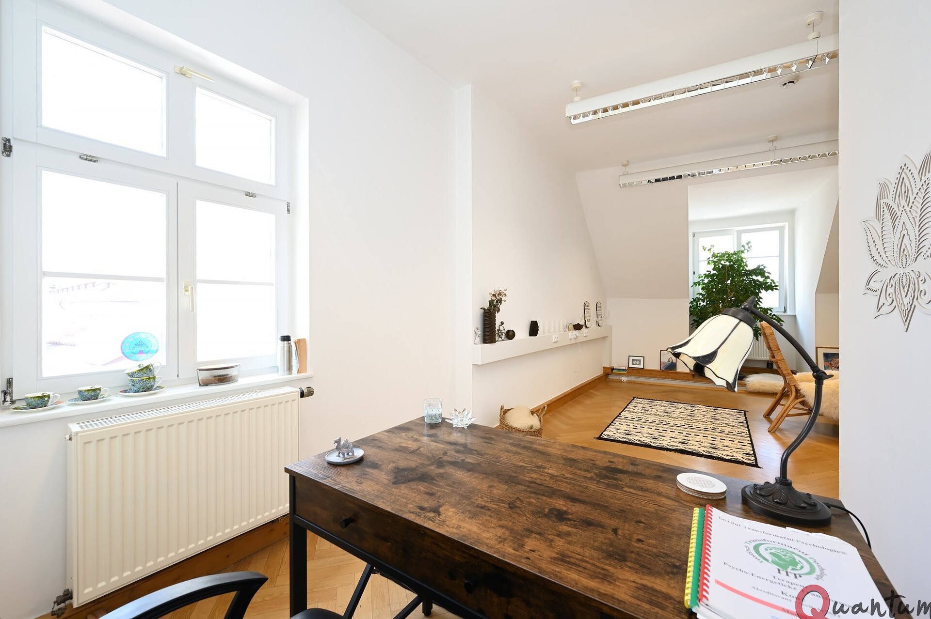 Pronájem reprezentativní kanceláře 28,4 m2, Loretánské náměstí, Praha 1 – Hradčany
