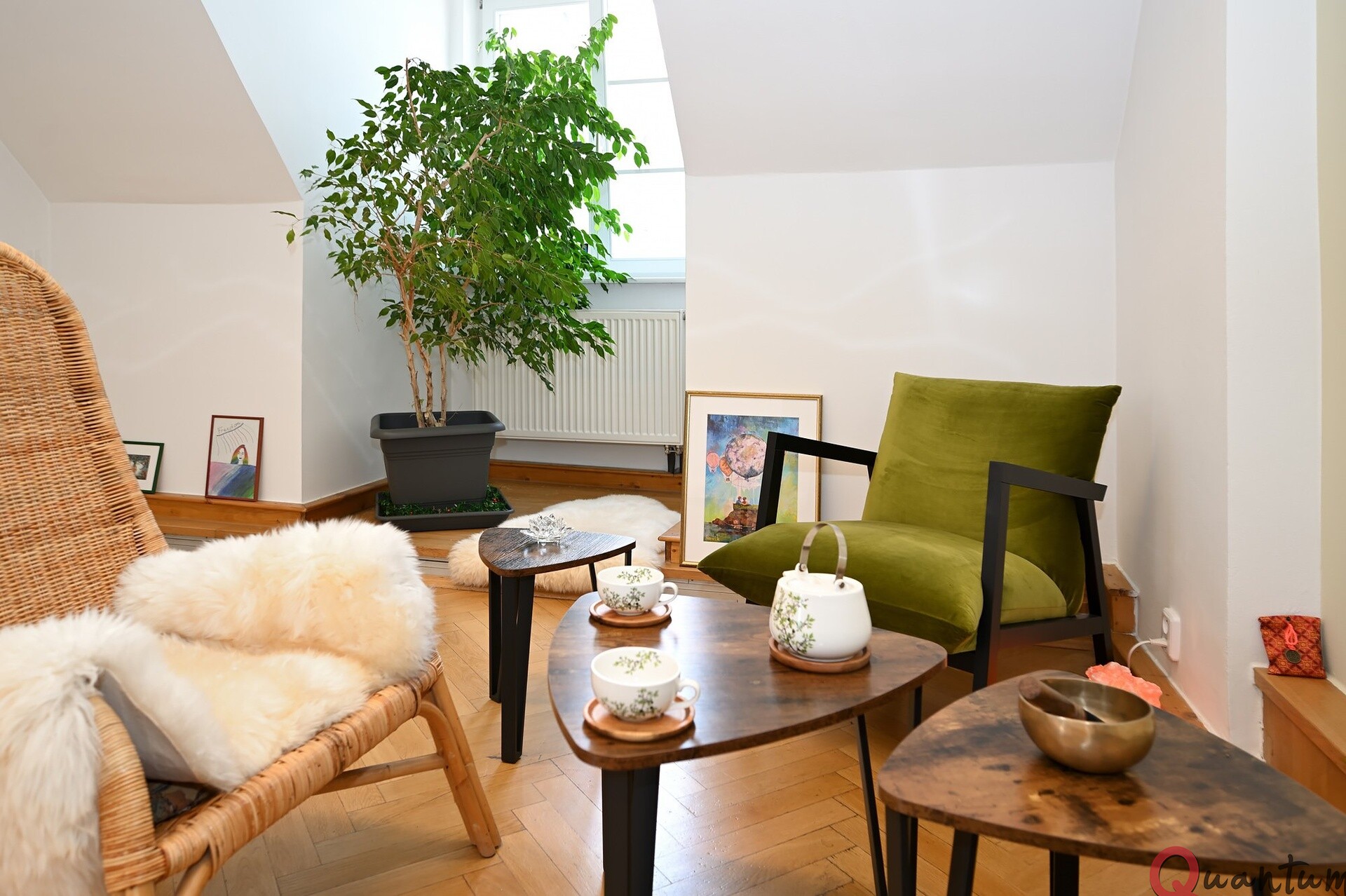Pronájem reprezentativní kanceláře 28,4 m2, Loretánské náměstí, Praha 1 – Hradčany