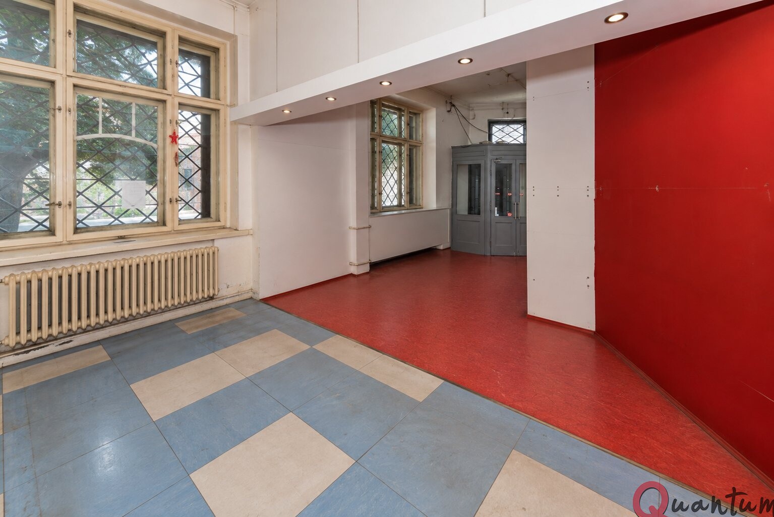 Variabilní prostor ke komerčnímu využití, který čeká na nový koncept | 150 m² v srdci R&hellip;