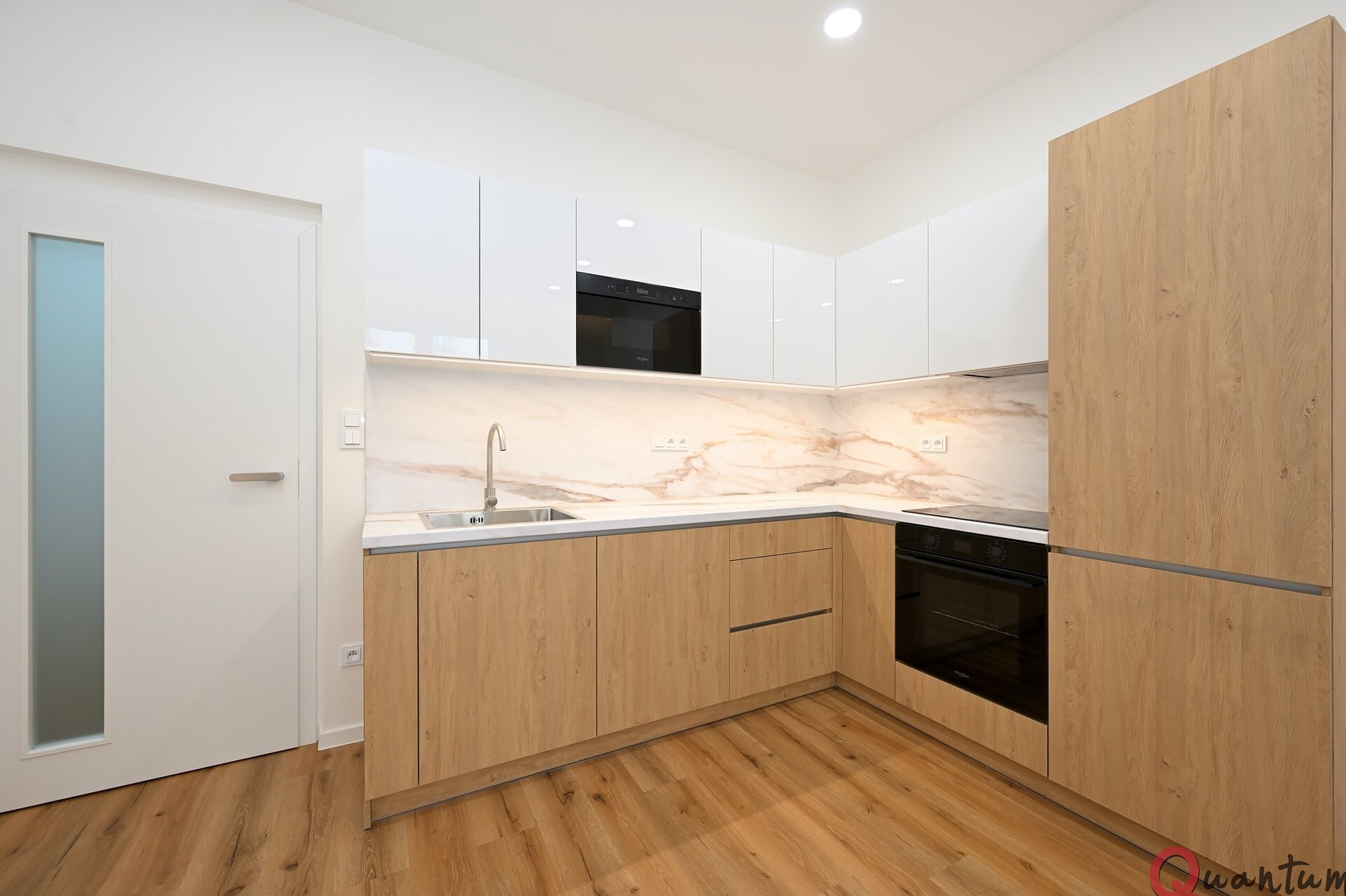 pronájem bytu 2+kk, 40 m2, Zelenky-Hajského, Praha 3 – Žižkov